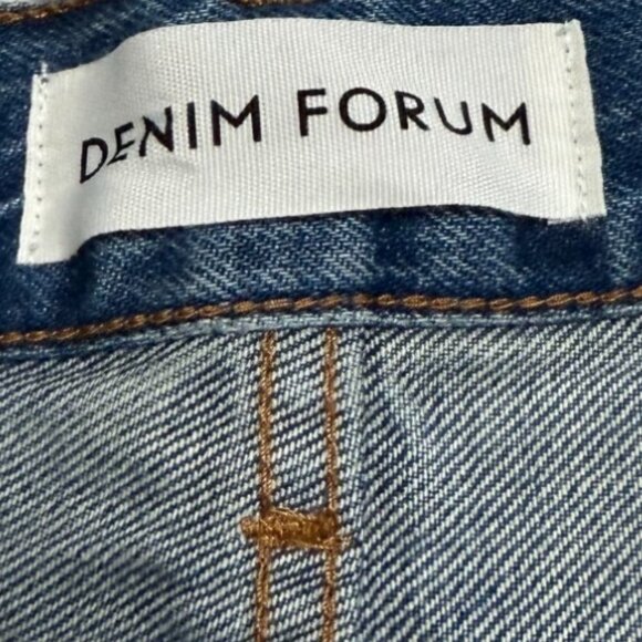 NWT Aritzia Denim Forum The '90s Halle Jean Skirt - Picture 9 of 13